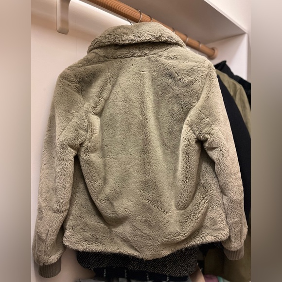 Express Faux Fur Green Jacket - Picture 4 of 4